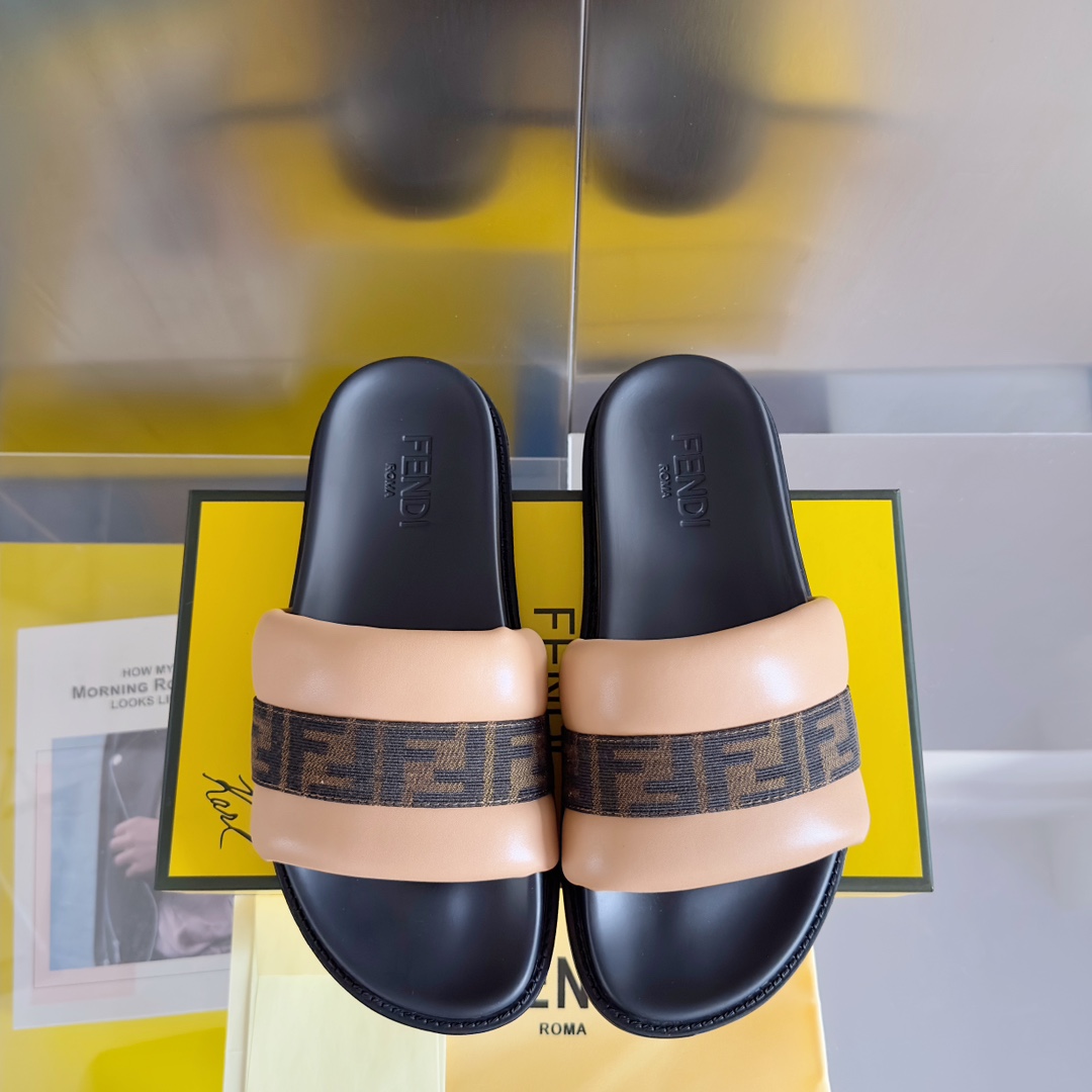 Fendi Shoes Diagonal series thick-soled slippers for couples