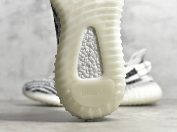 Yeezy350 Boost V2 “Zebra”(Replica)