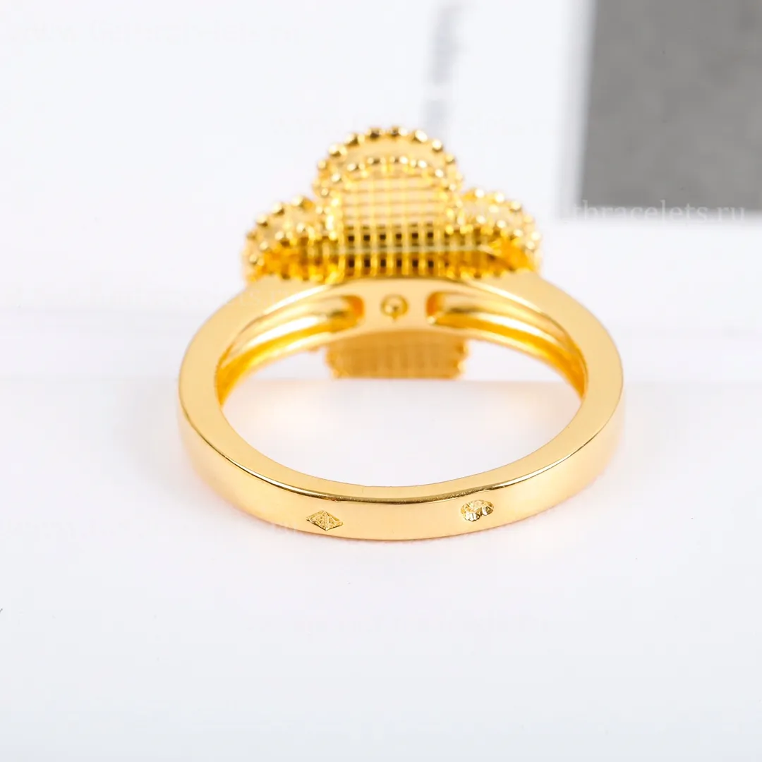 Replica Van Cleef Arpels Vintage Alhambra Ring Yellow Gold