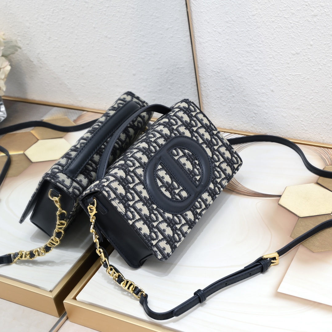 Dior CD Signature Mini Chain Handbag Blue Shoulder Bag Handbag
