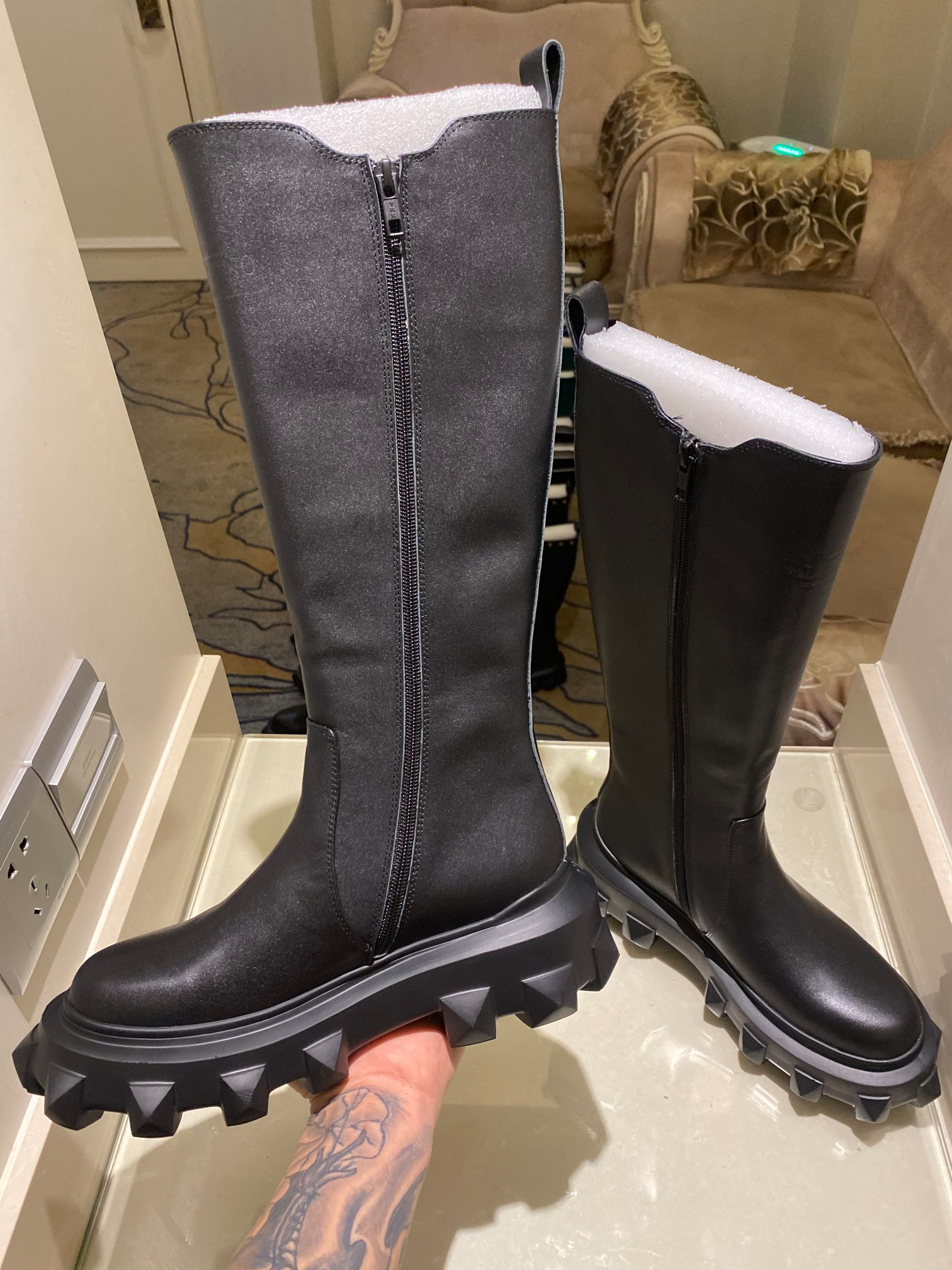 Valentino shoes boots (35-41) V005