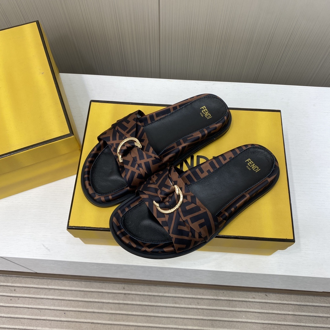Fendi Shoes feel Reading FF slippers for couples