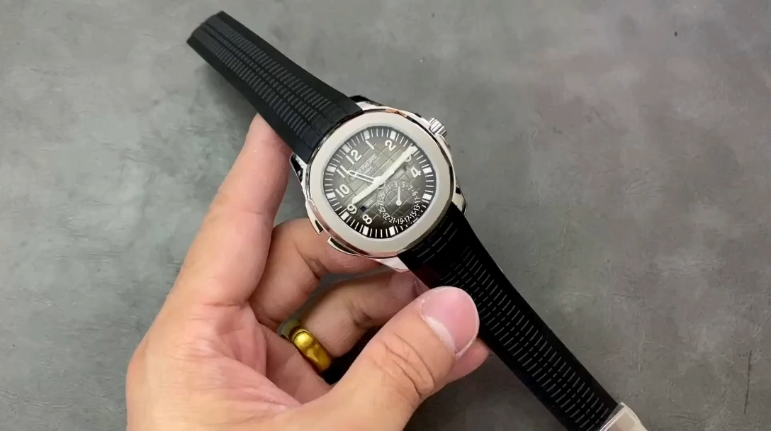 Replica Patek Philippe Aquanaut 5164A 001 Stainless Steel Dual Time 40mm Mens Watch