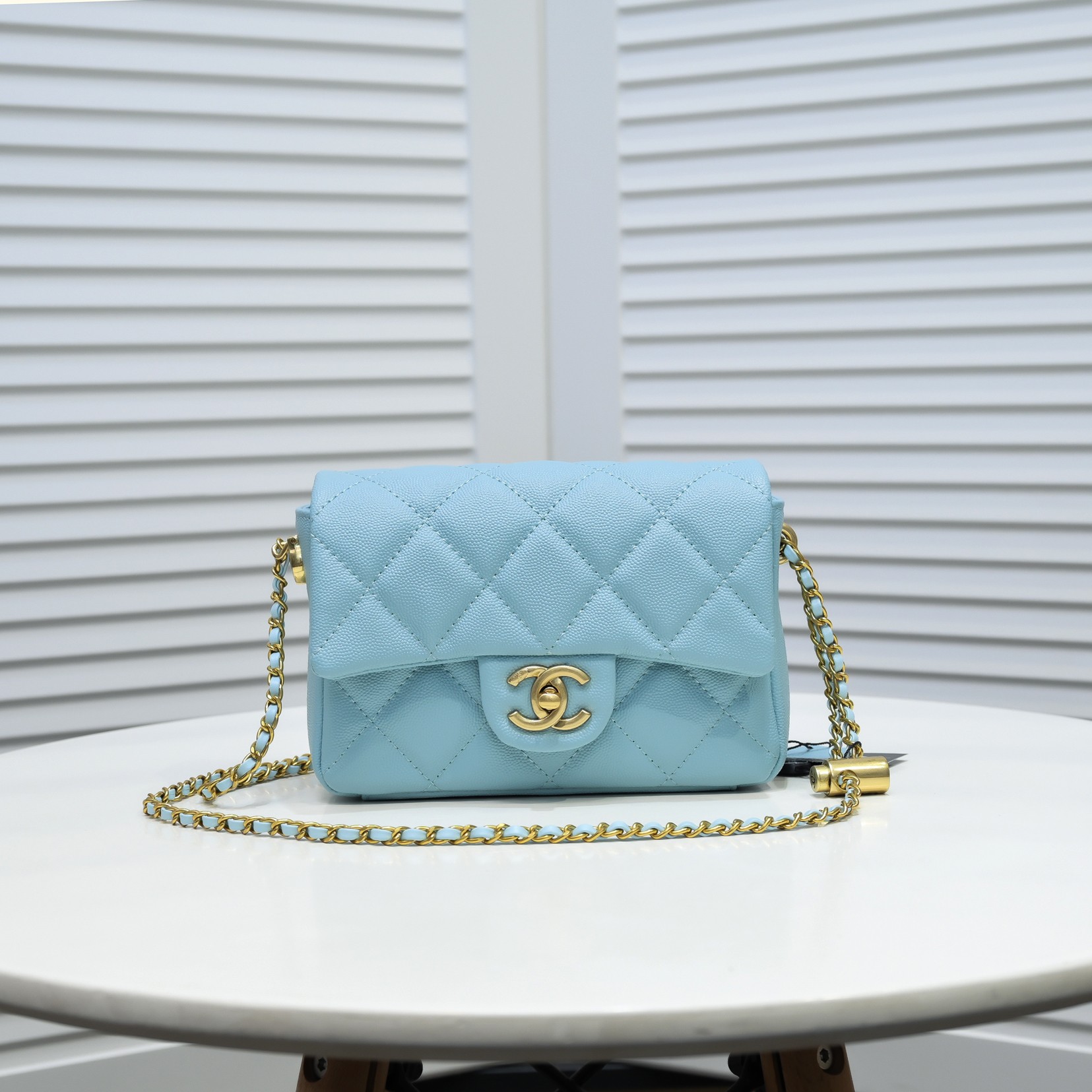 Chanel 21K Mini Shoulder Bag Handbag
