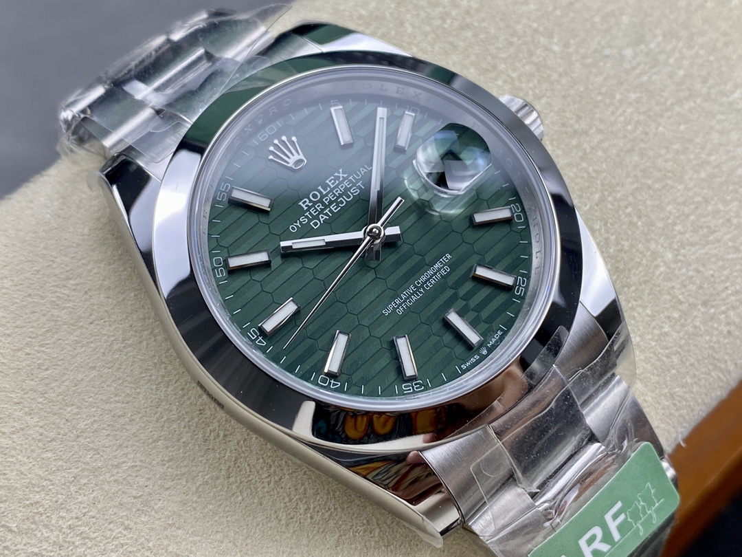 Rolex Datejust 41mm Steel Oyster Bracelet Smooth Bezel 126300 0021