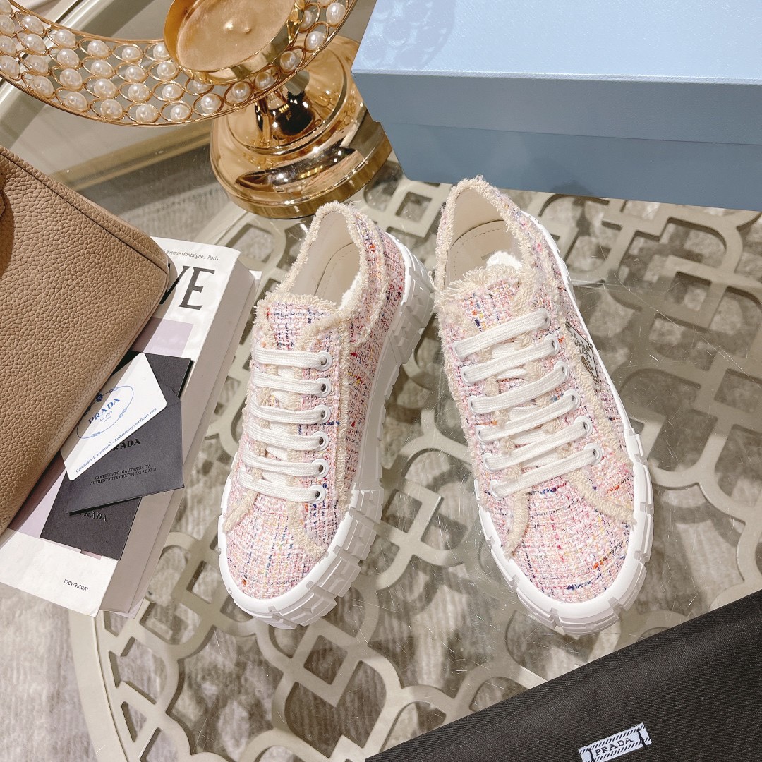 Prada shoes PD003