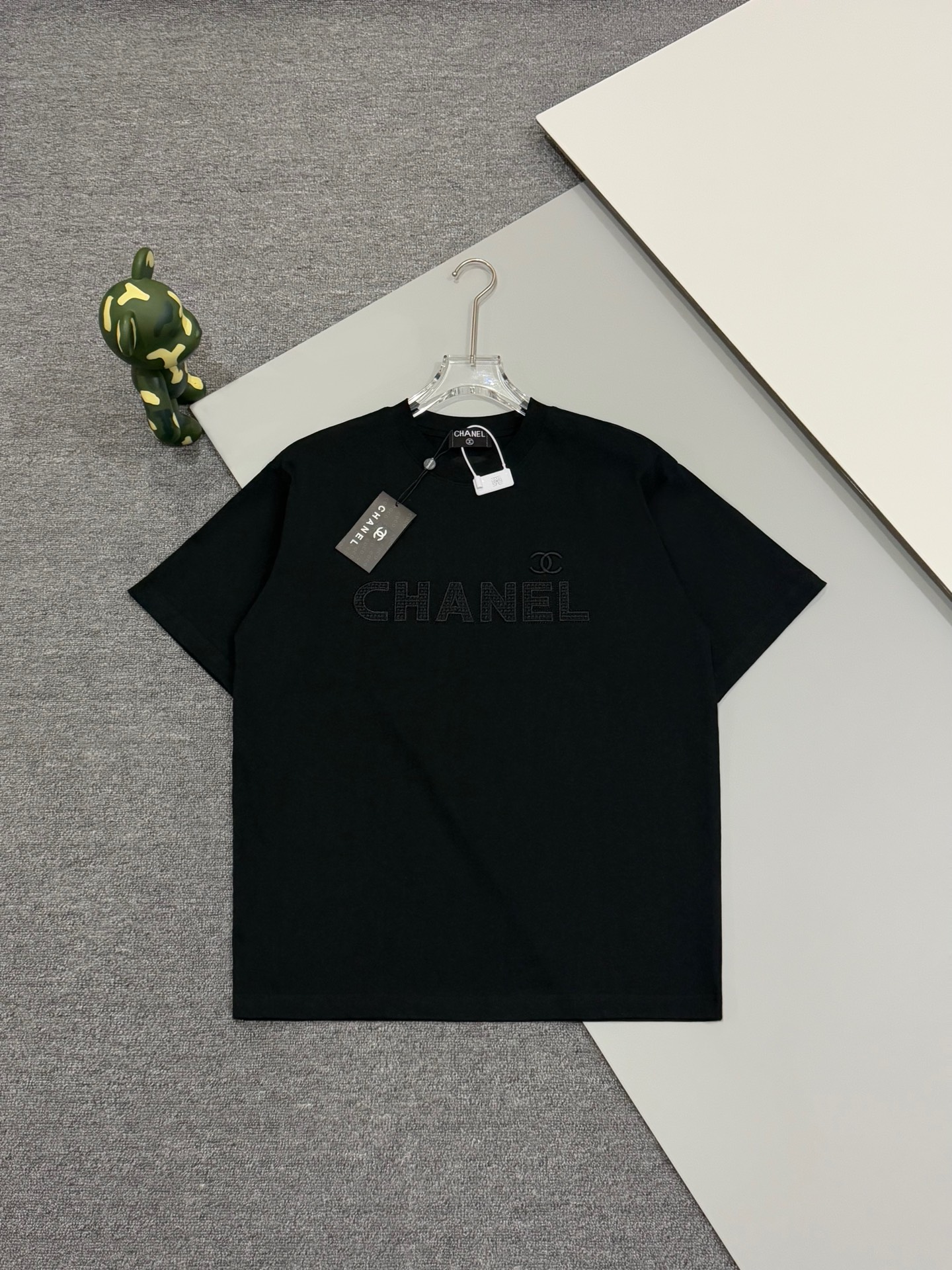 Chanel T-Shirts 001