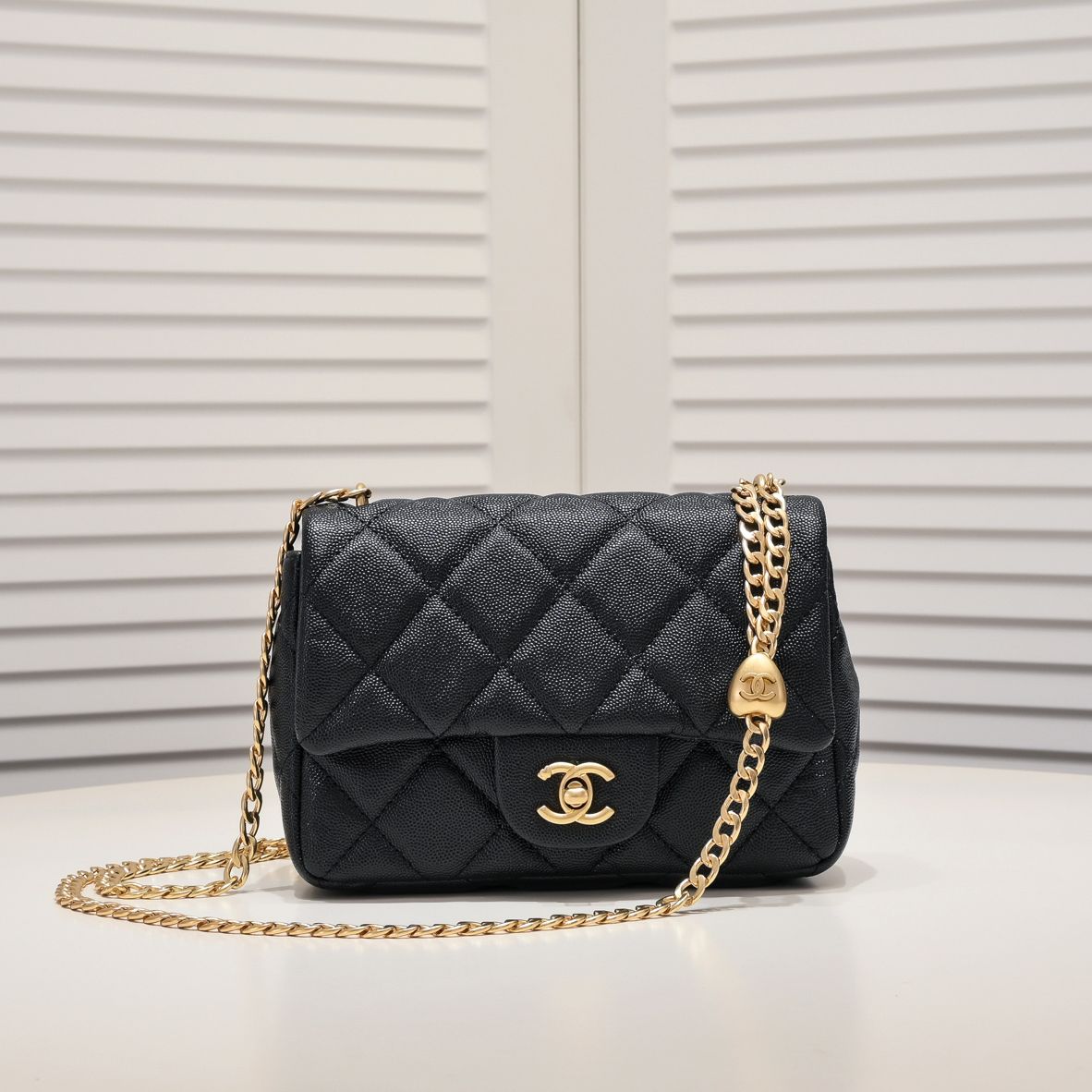 Chanel 23P Peach Hardware Shoulder Bag Handbag