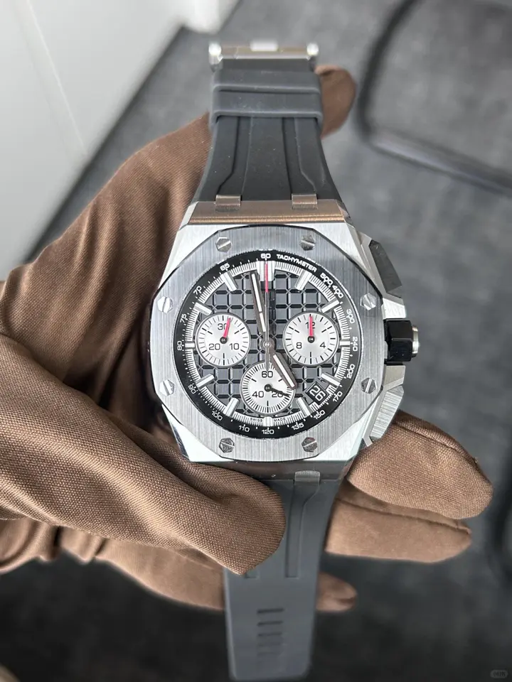 OFFSHORE Black Dial CHRONOGRAPH 43mm