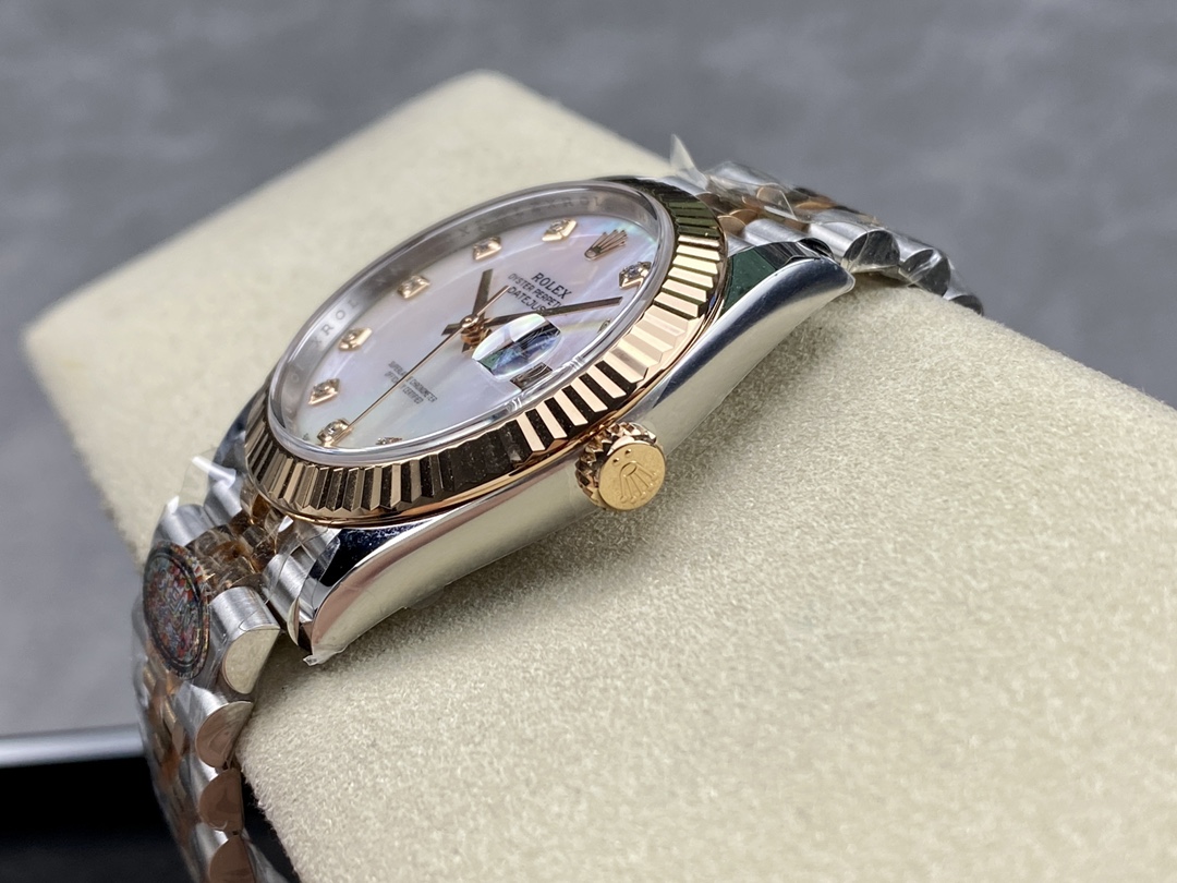 Rolex Datejust 126333 0018 41mm White Mother of Pearl Diamond Dial Men's Watch