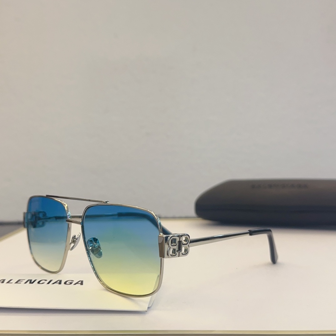 Balenciaga Sunglasses BB04001 SM051