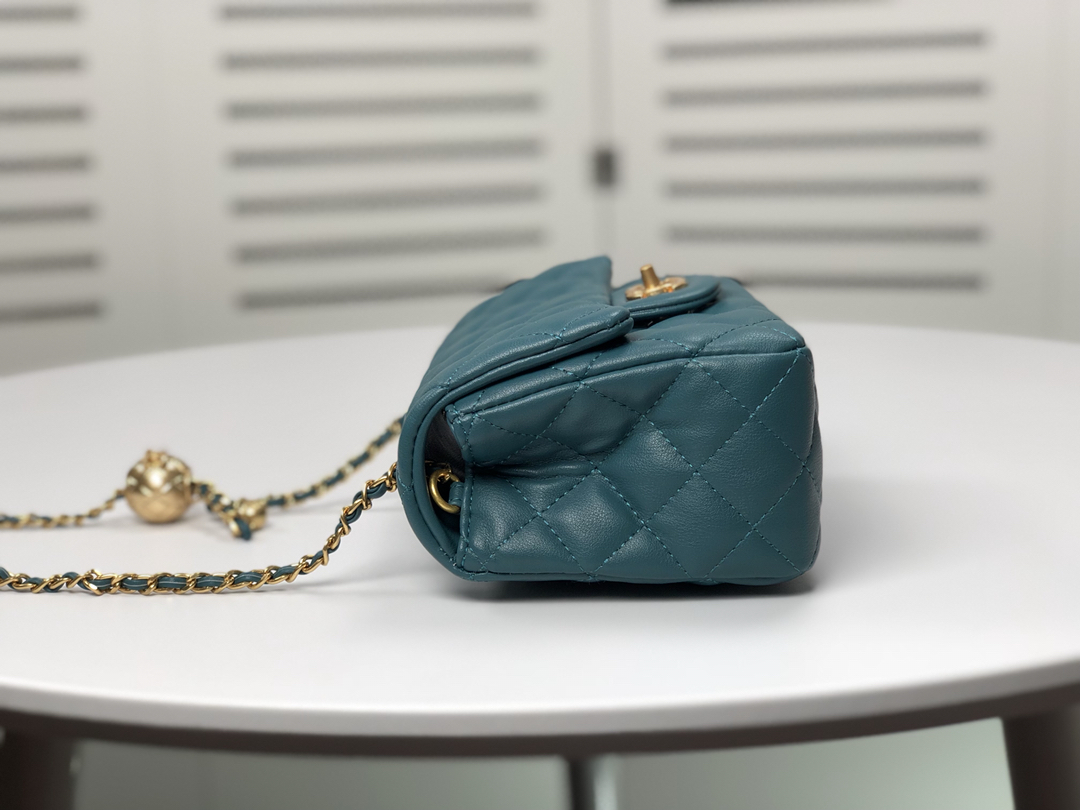 Chanel Cross Body Metal Ball Chain Shoulder Bag Handbag