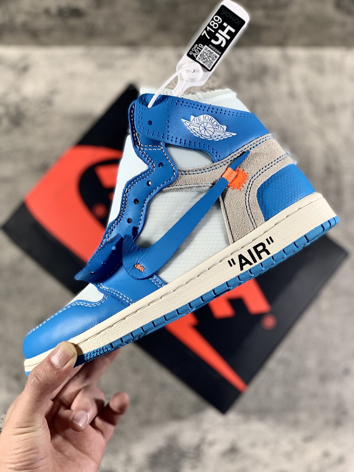 Air Jordan 1 x OFF-WHITE UNC AQ0818-148