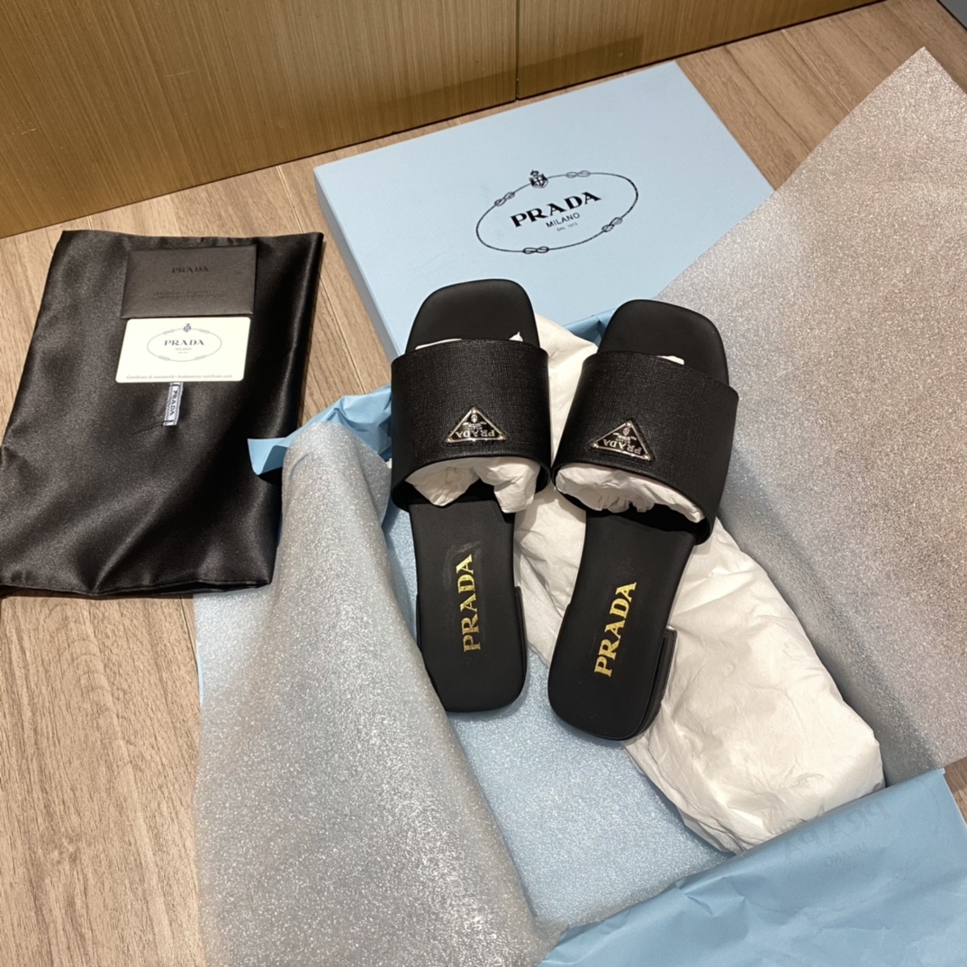 Prada shoes 026 XM 012