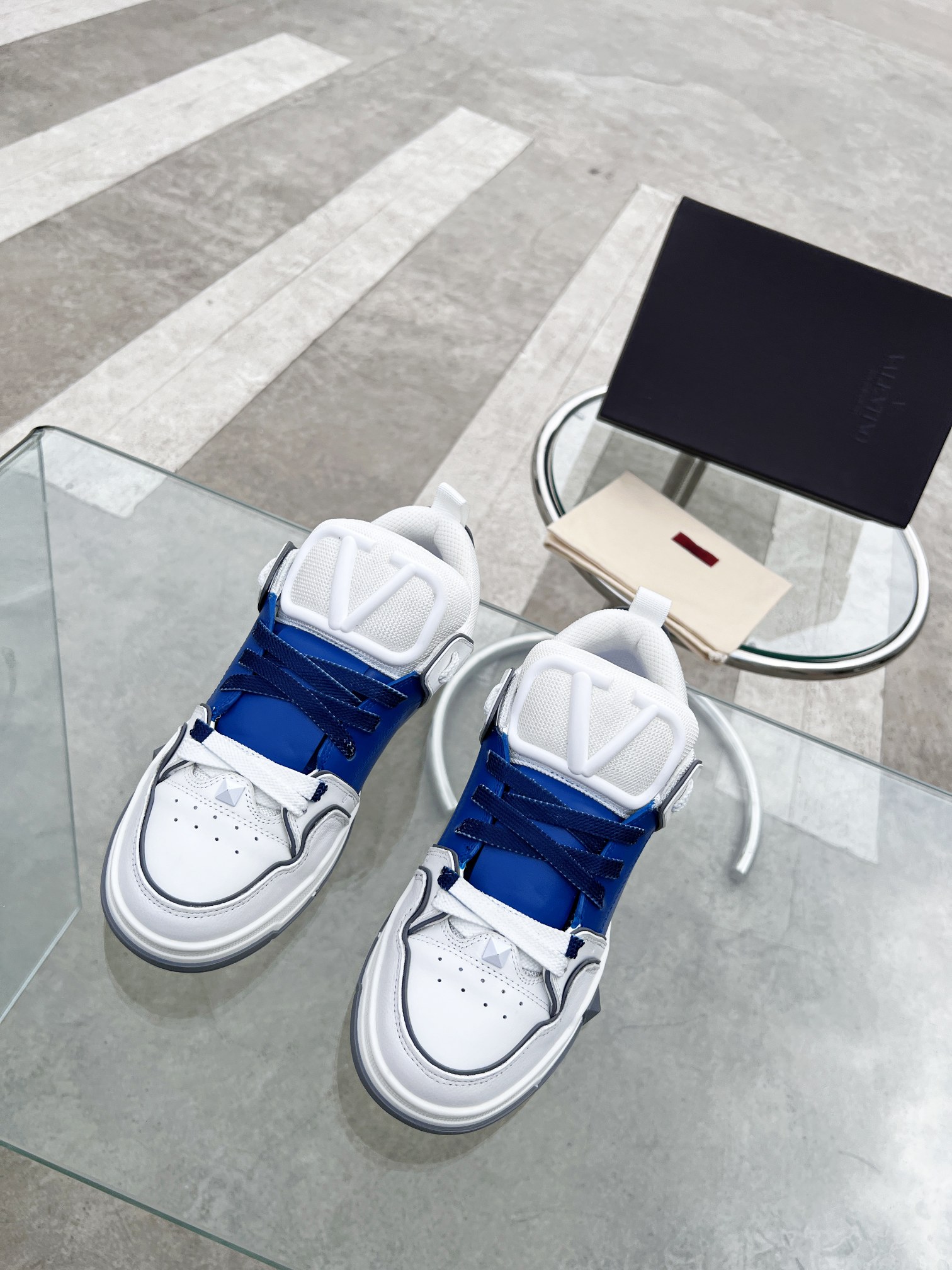 Valentino shoes (35-45) V007