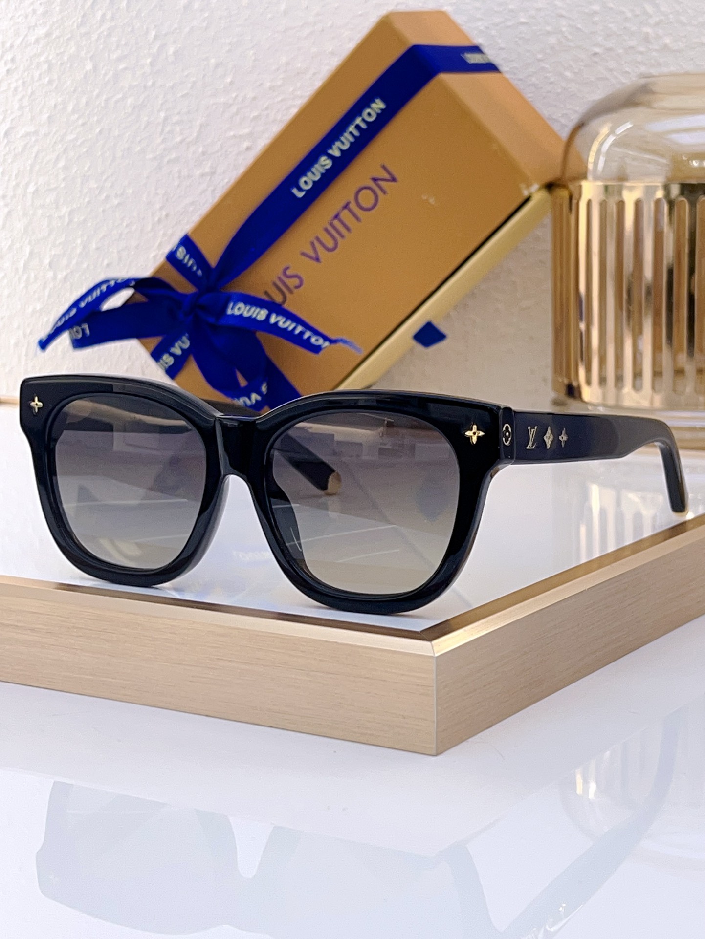 Louis Vuitton LV Sunglasses