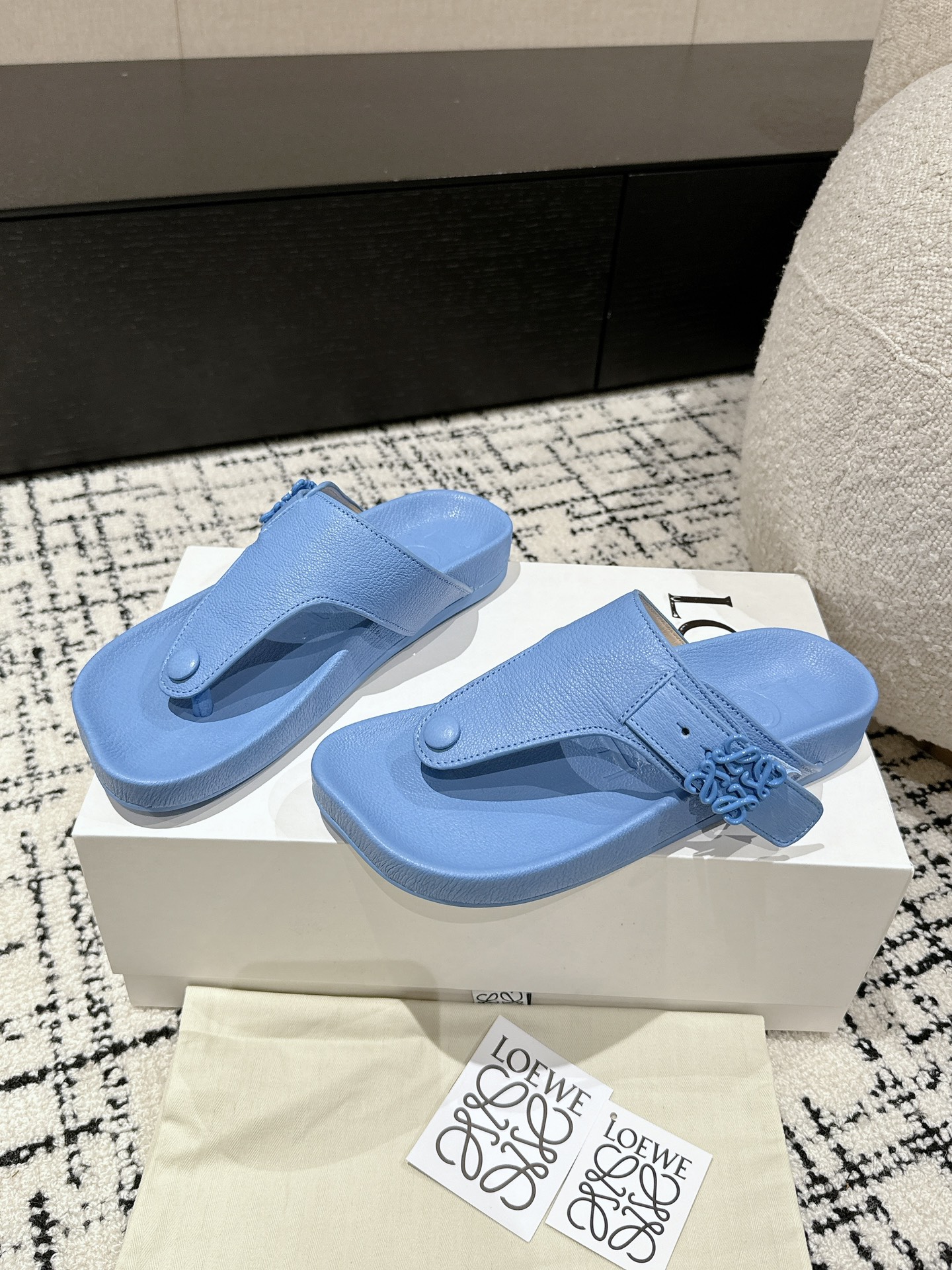 Loewe Shoes Easy couple's clip on slippers