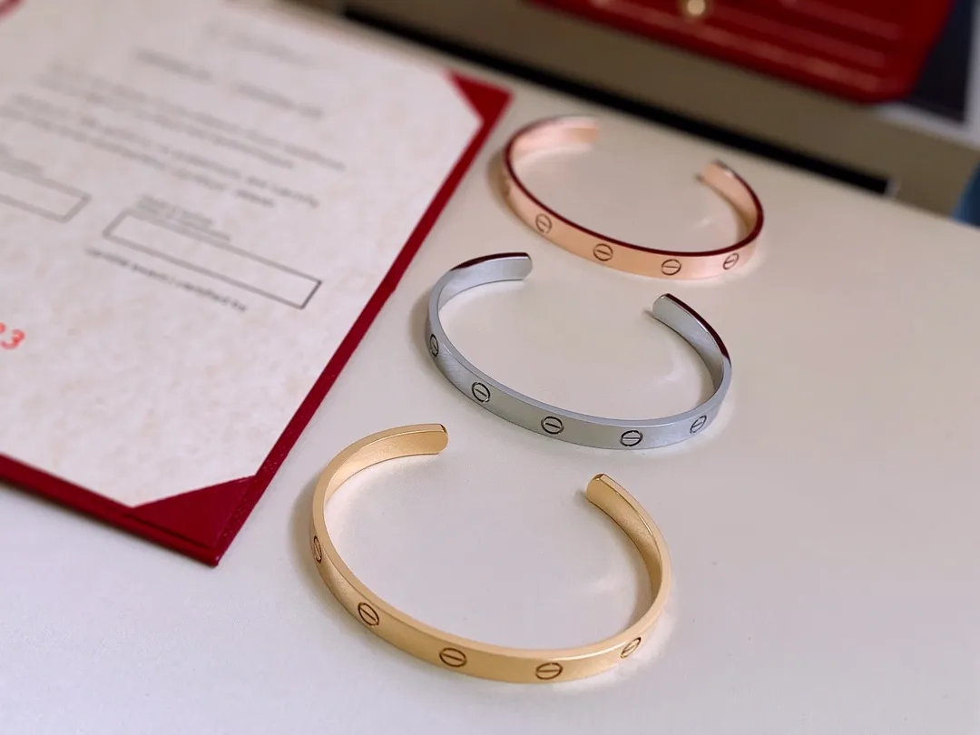 Cartier Semi-Open Love Bracelet Love Bracelet Yellow Gold/White Gold/Rose Gold