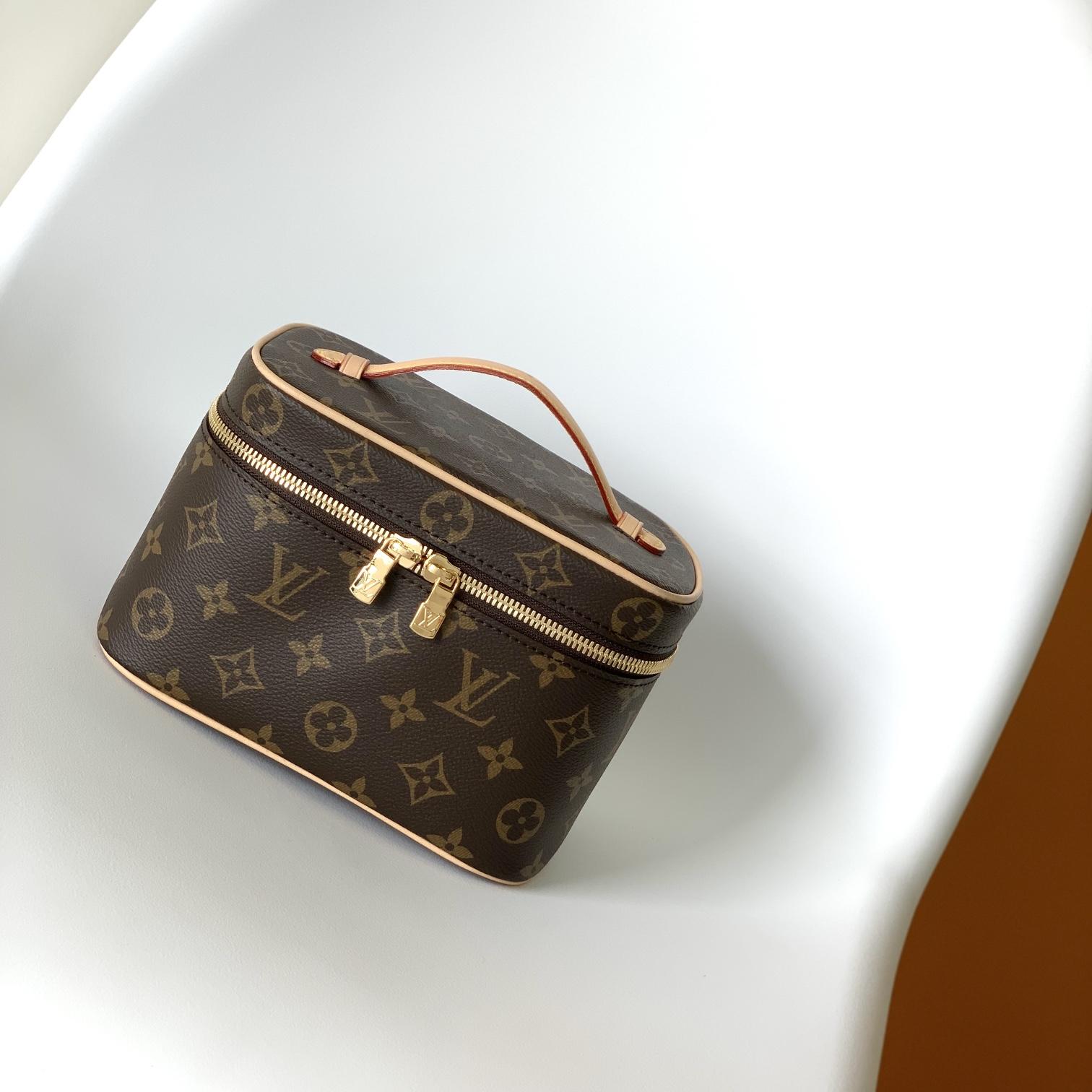Louis Vuitton LV Nice Leather Cosmetic Bag Handbag M42265&M44495&M44936 Top quality (Replica)