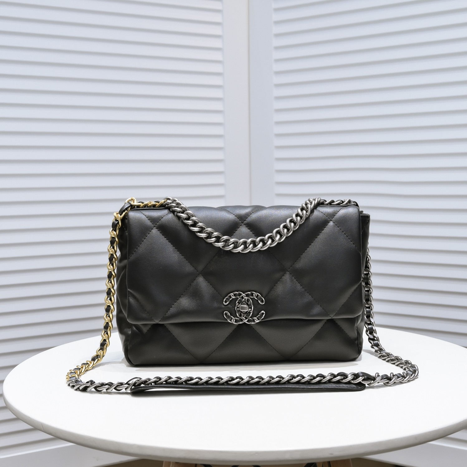 Chanel Lambskin Quilted Medium19 Flap Shoulder Bag Handbag