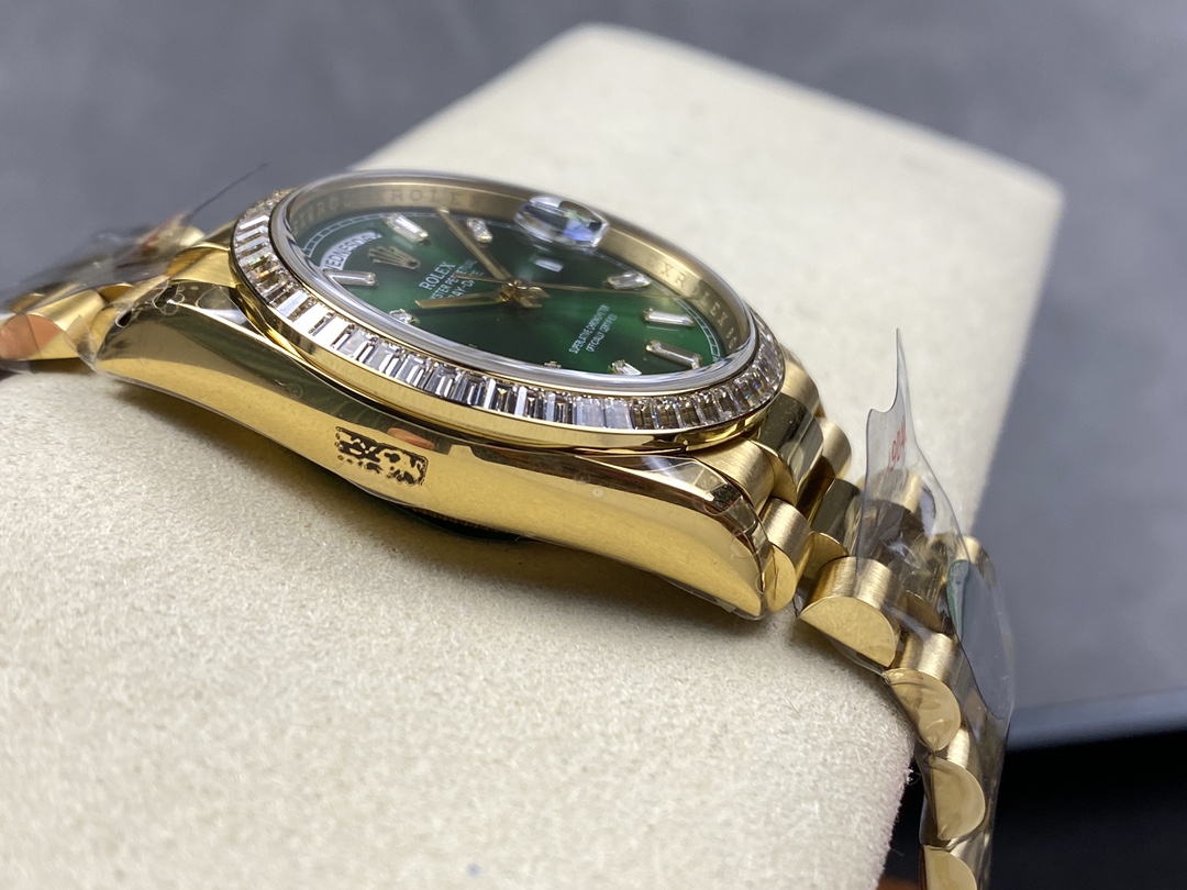 Rolex Day Date 36mm Green Dial Diamond-Set Bezel President Bracelet m128398tbr 0035