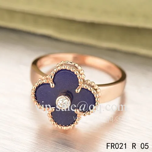 Replica Van Cleef Vintage Alhambra Ring In Pink Gold With Black Onyx