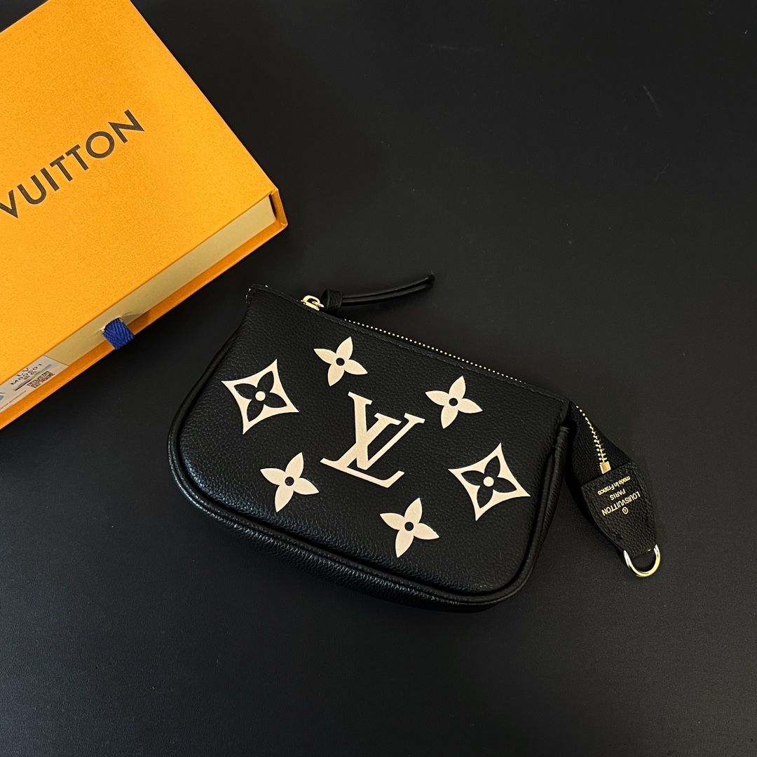 Louis Vuitton Multi Pochette Accessories Mini Bag Purse