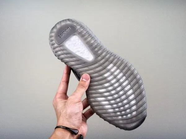 Yeezy350 Boost V2 Beluga 2.0(Replica)