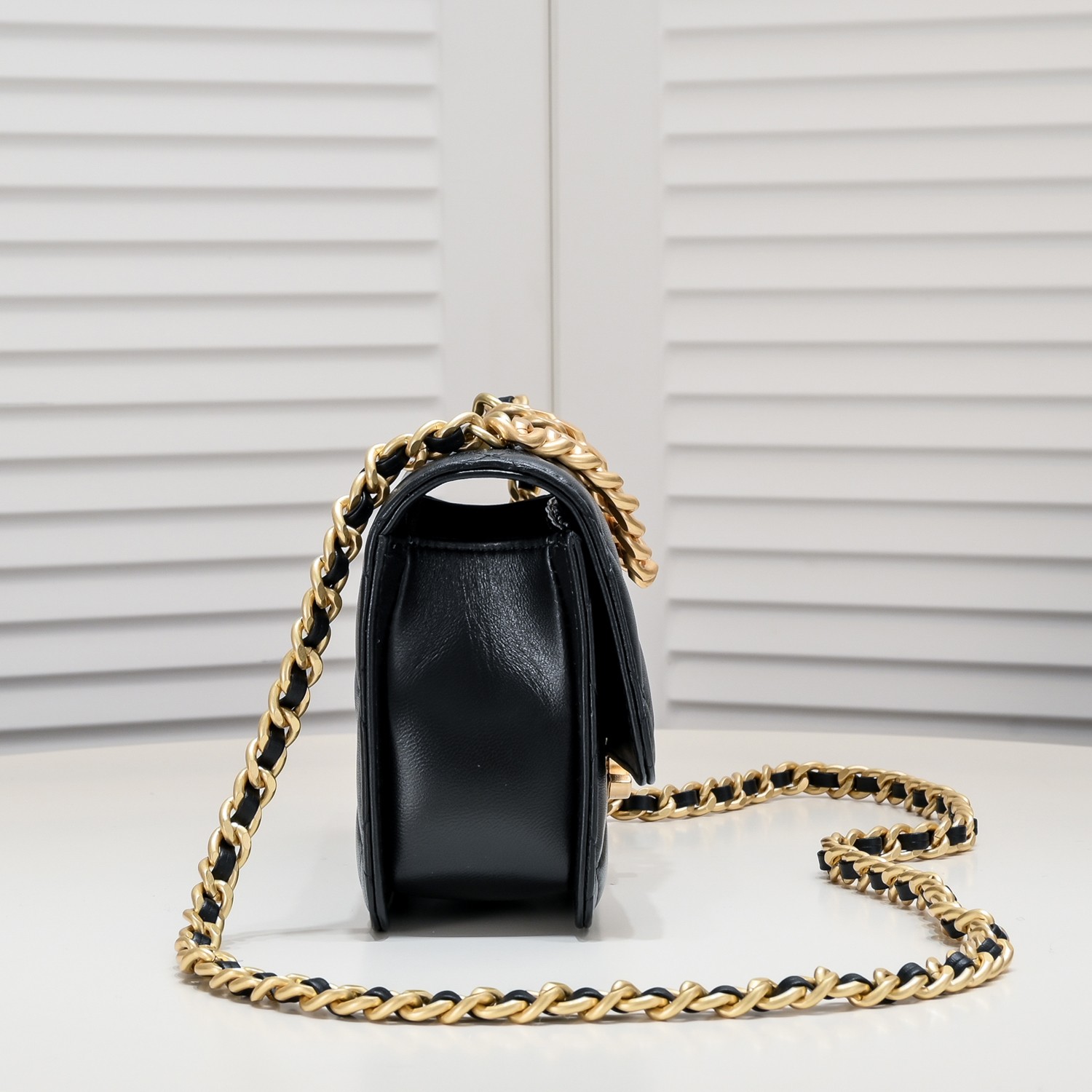 Chanel Soft Sheepskin Chain Shoulder Bag Handbag