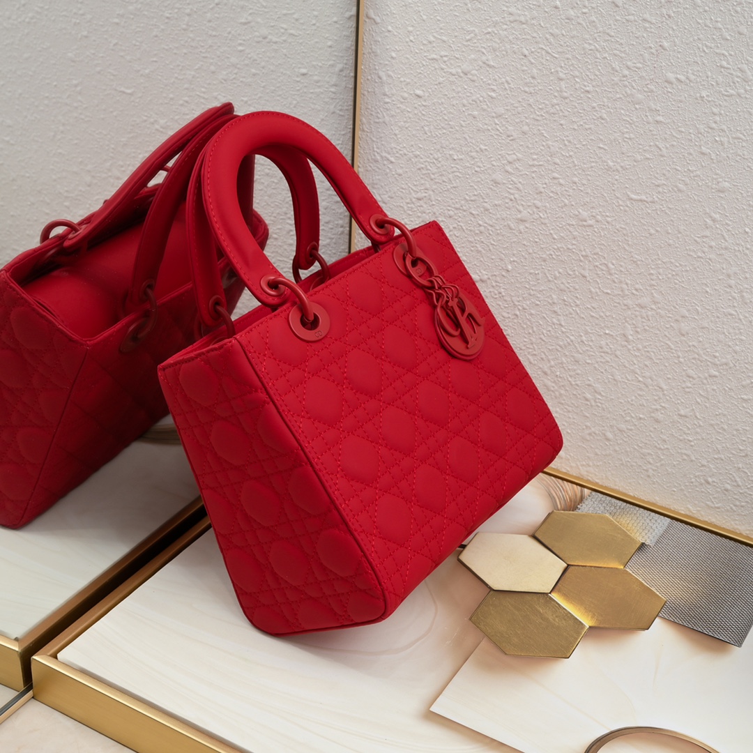 Medium Lady Dior Bag Red Matte 2022 LM071 24cm