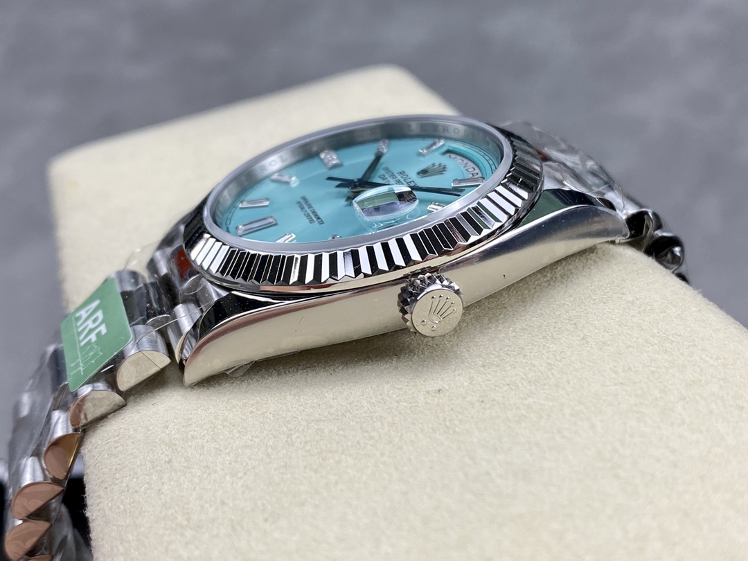 Rolex Day Date 40mm Platinum 228236 0006 Ice Blue Baguette