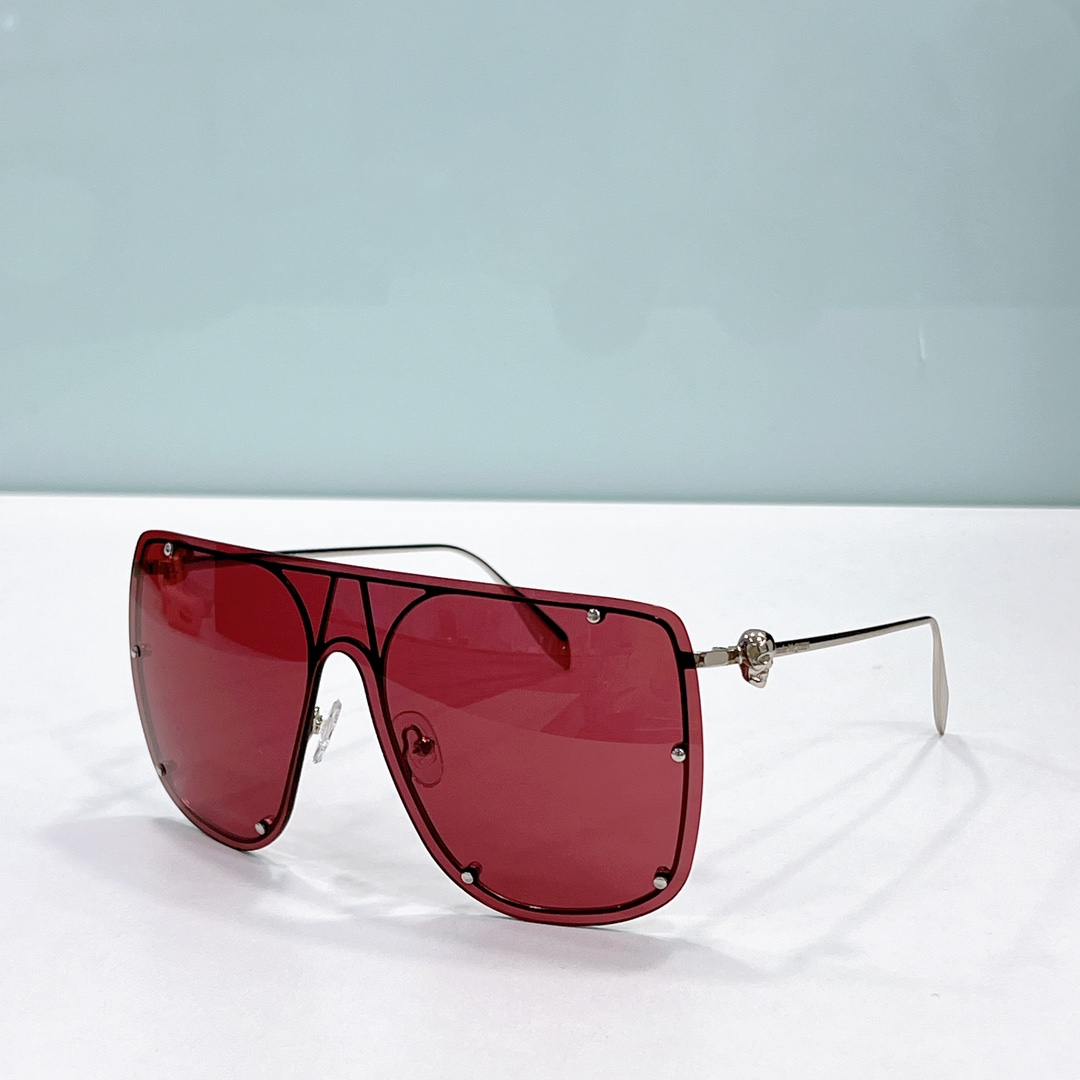 Alexander McQueen Sunglasses