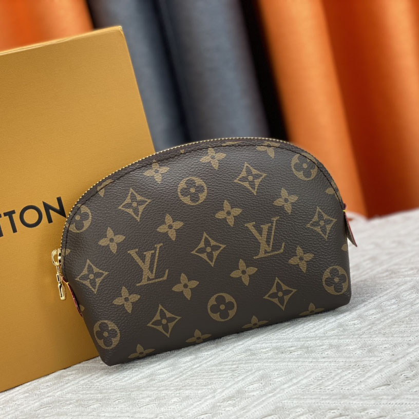 Louis Vuitton LV Cosmetics Bag Pouch Toiletry Bag Leather Handbag (Replica)