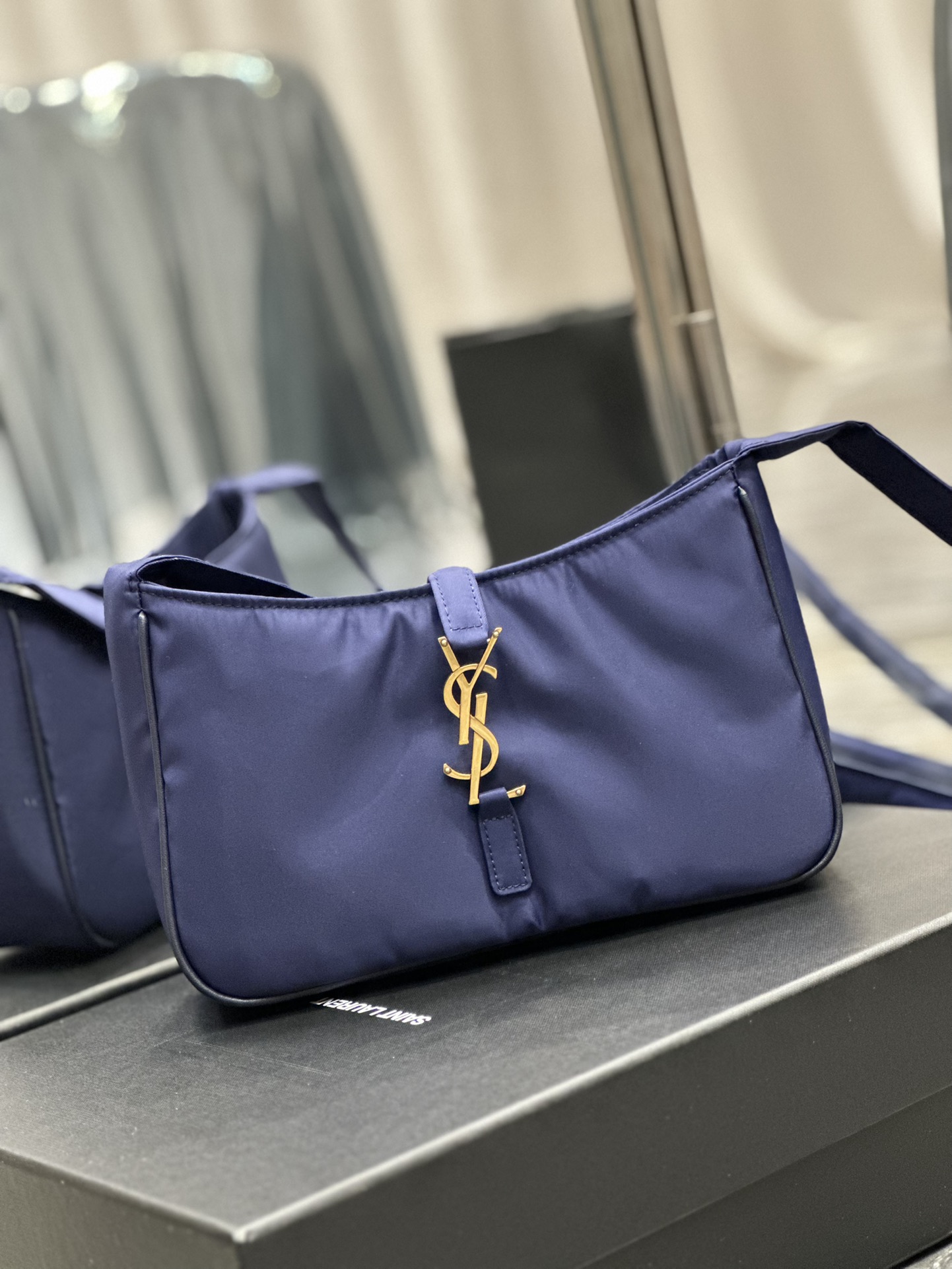 Saint Laurent 10A Handbag Shoulder Bag Top Mirror Quality Version