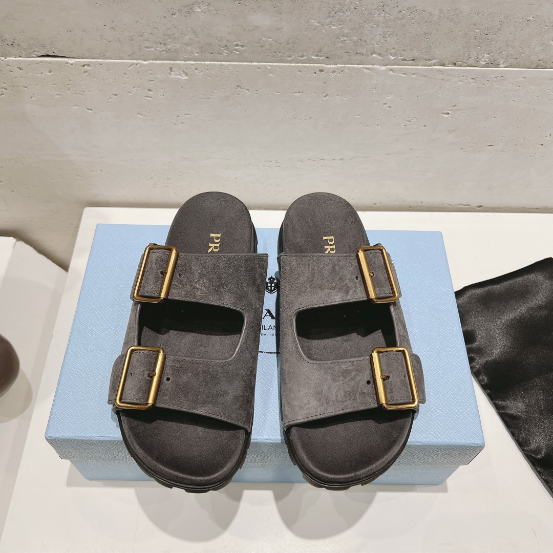 Prada shoes 075 XM092