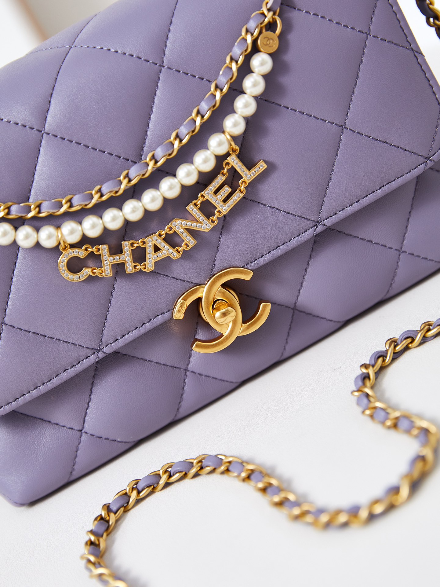 Chanel 10A Handbag Shoulder Bag Top Mirror Quality Version CHANEL AS5011