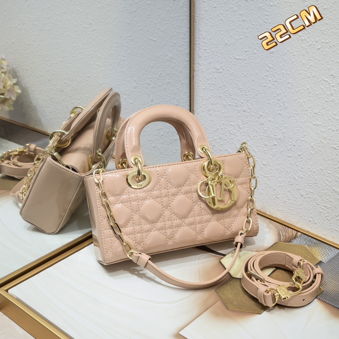 Small Lady D-Joy bag Apricot patent leather CD0541 XB091 22cm