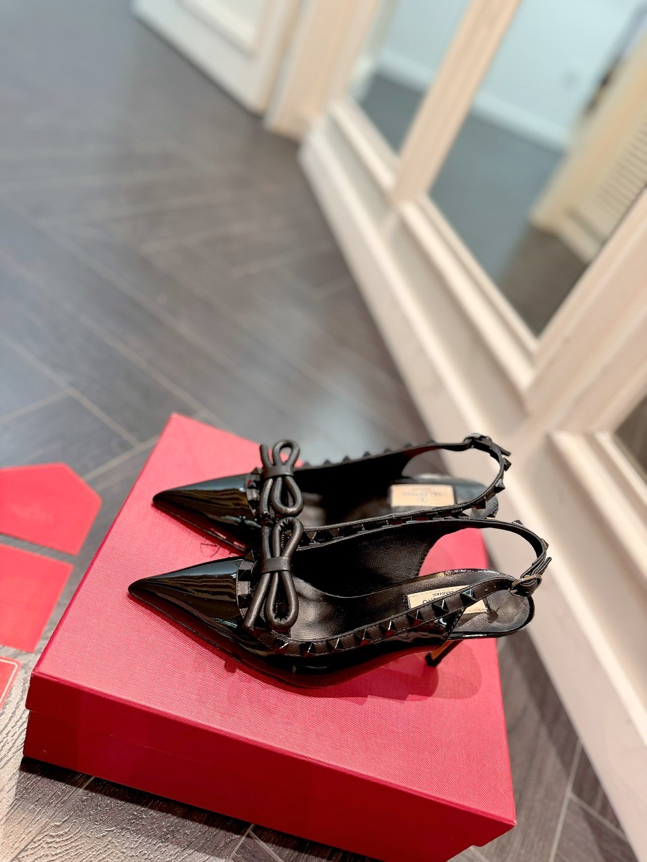 Valentino Shoes Rivet in bow high heels