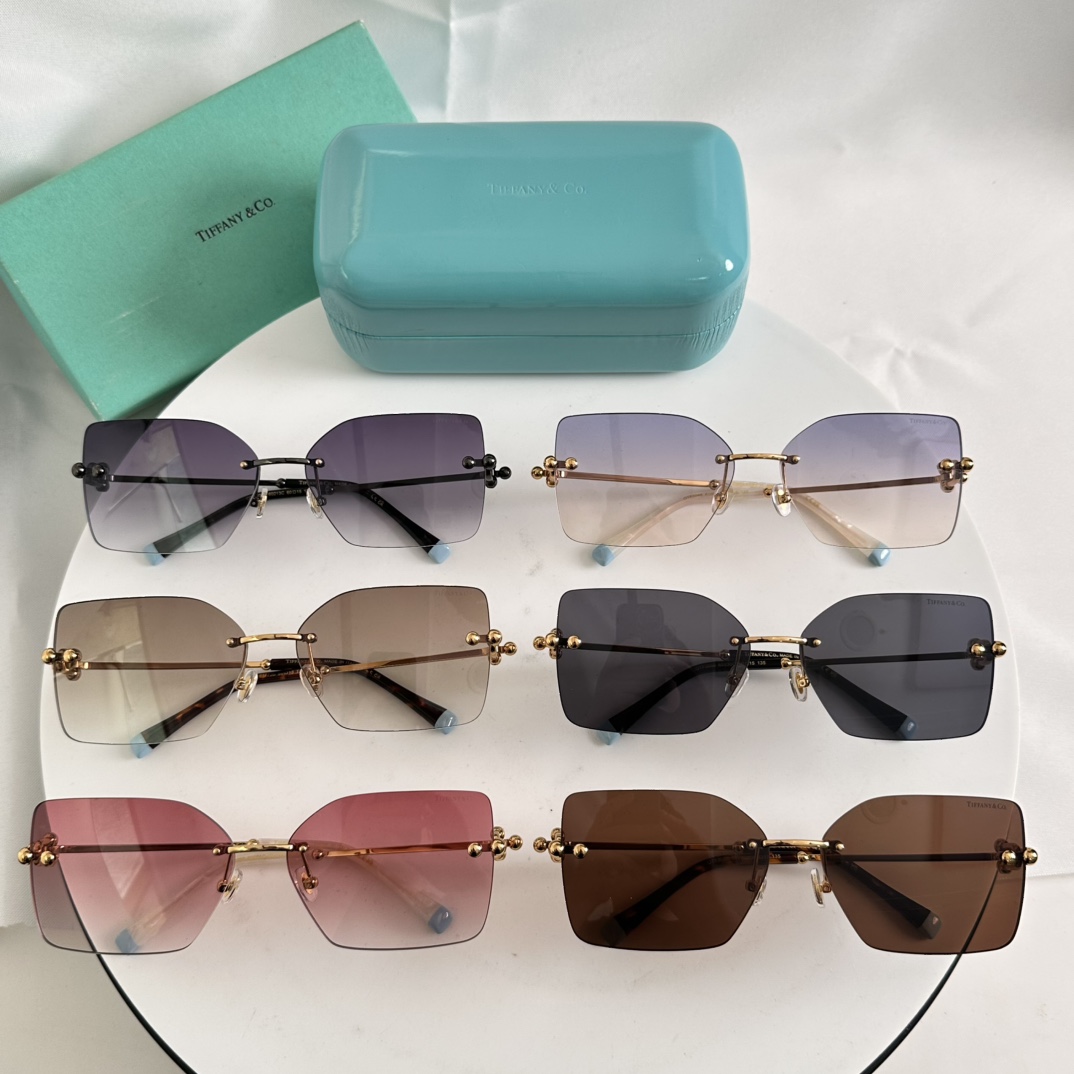 Tiffany & Co. Sunglasses TF3088 SM051