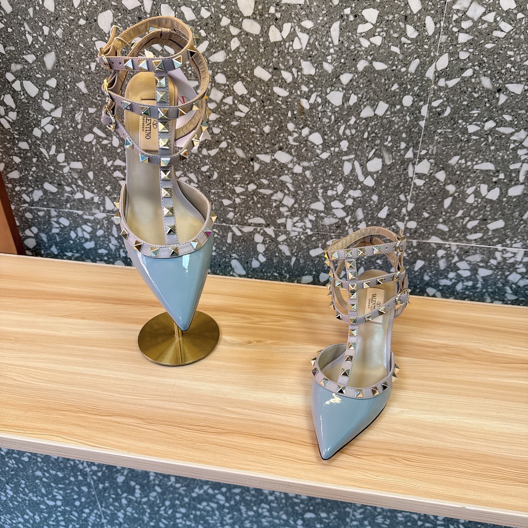 Valentino Shoes Classic rivet pointed high heels