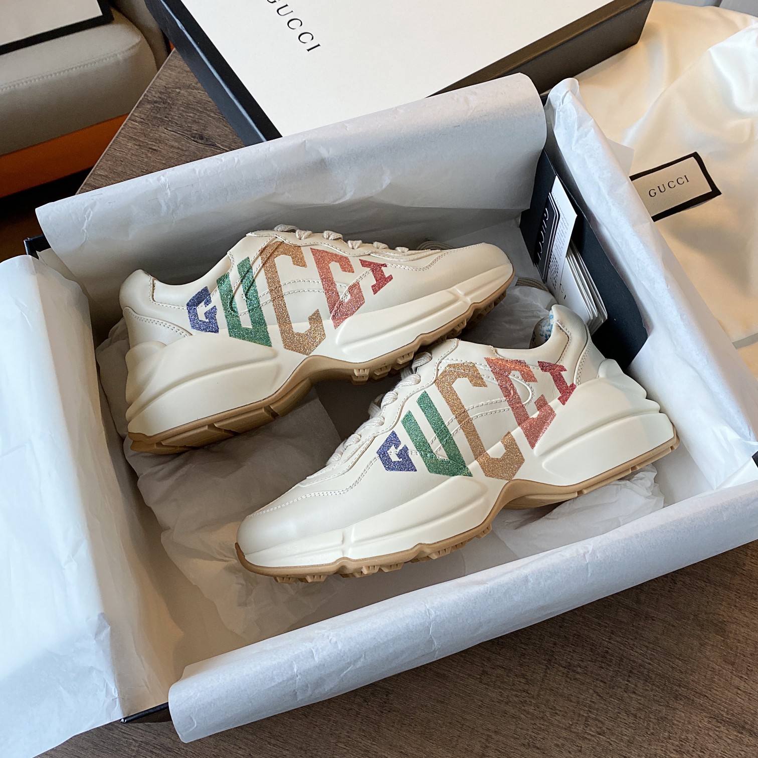 Gucci 003 Casual shoes XM 063 02