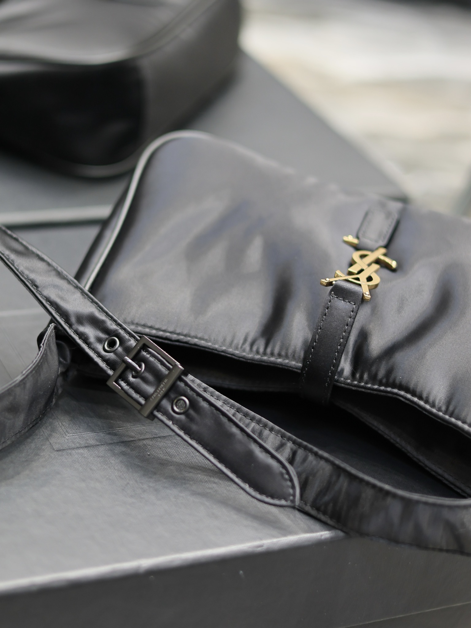 Saint Laurent 10A Handbag Shoulder Bag Top Mirror Quality Version