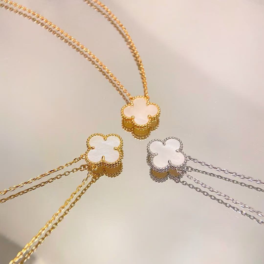 Van Cleef & Arpels Necklace 551