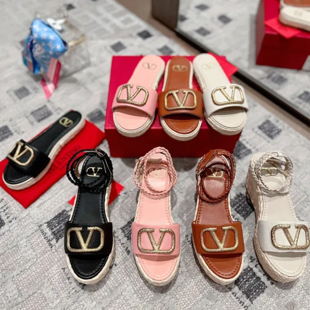 Valentino shoes 011 XM 042