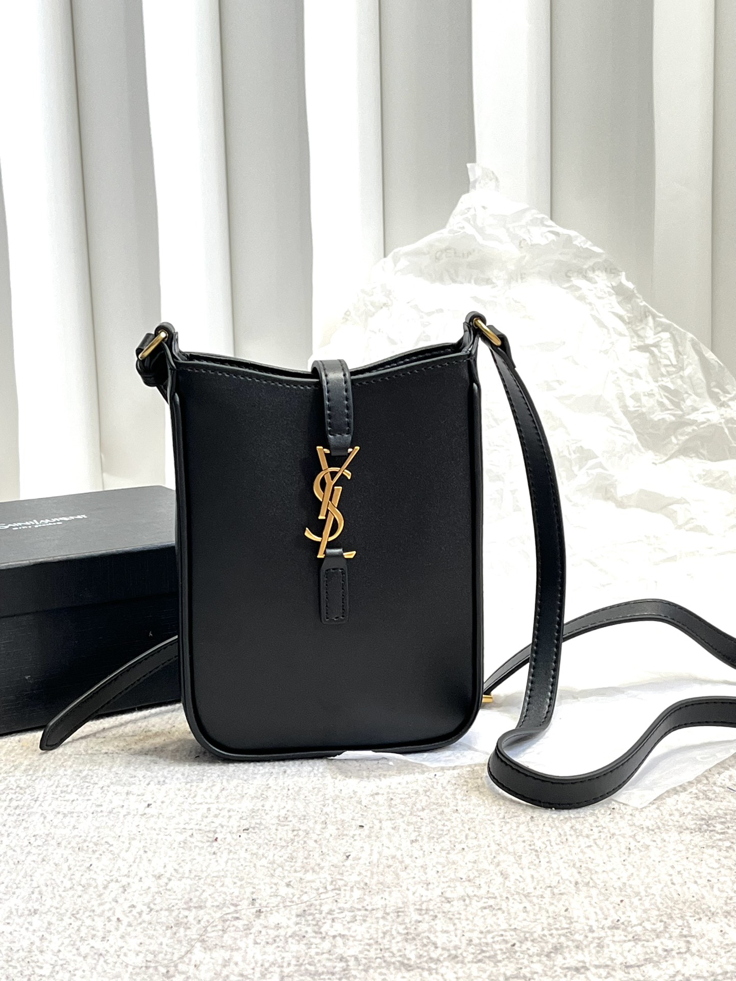 LE 5 � 7 Mini Hobo Bag Black 735214 LM021 13cm