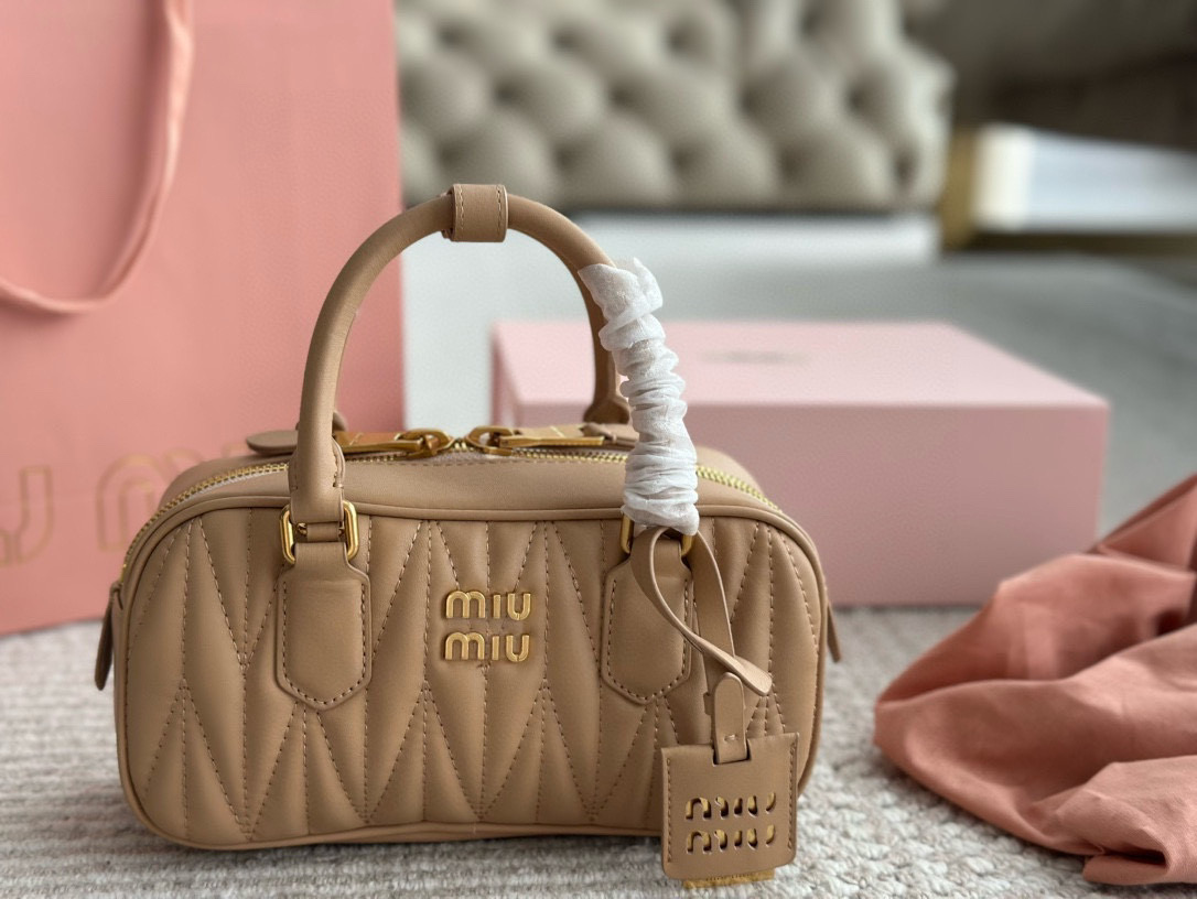 MIU MIU Bags Shoulder Bag bowling锛�7AReplica锛�