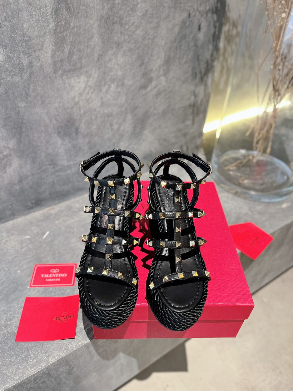 Valentino shoes 018 XM013