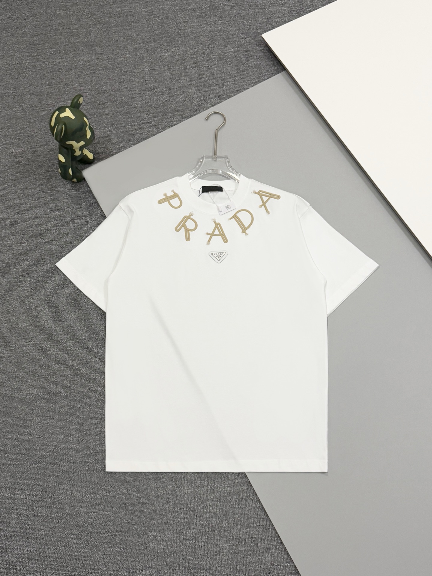 Prada T-Shirts 006