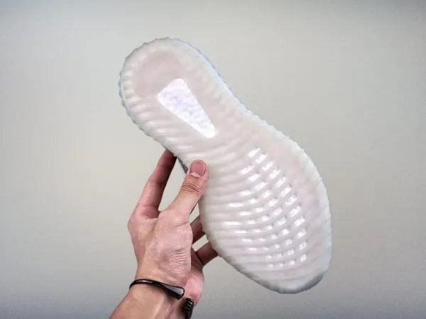 Yeezy350 Boost V2 “Blue Tint”(Replica)
