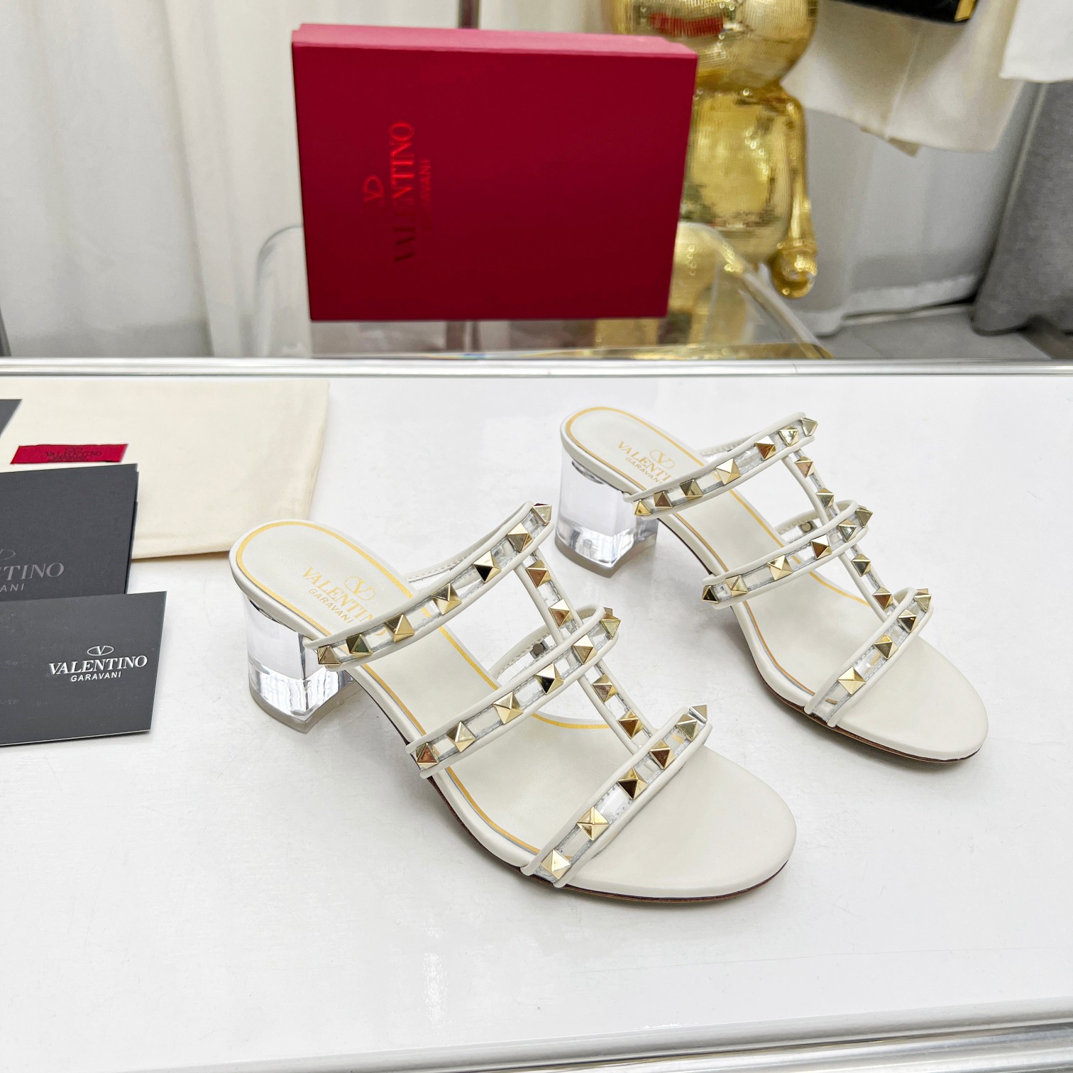 Valentino shoes 017 XM562